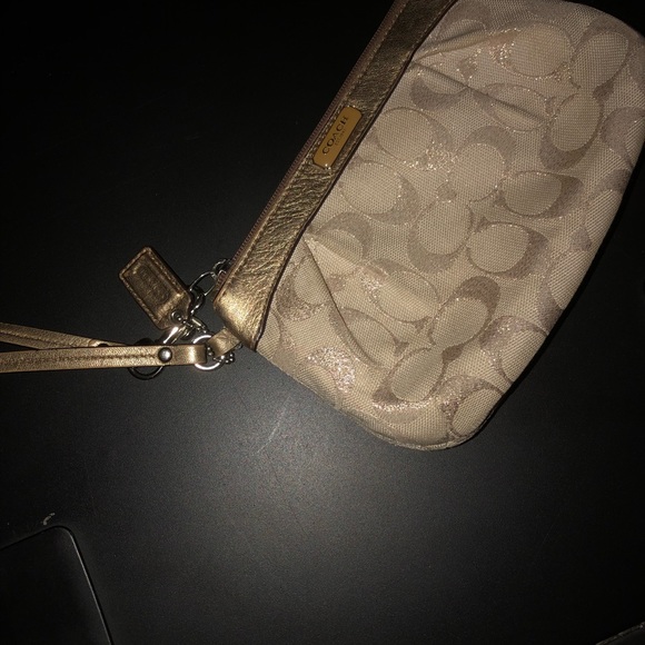 Coach Wristlet - Picture 3 of 3